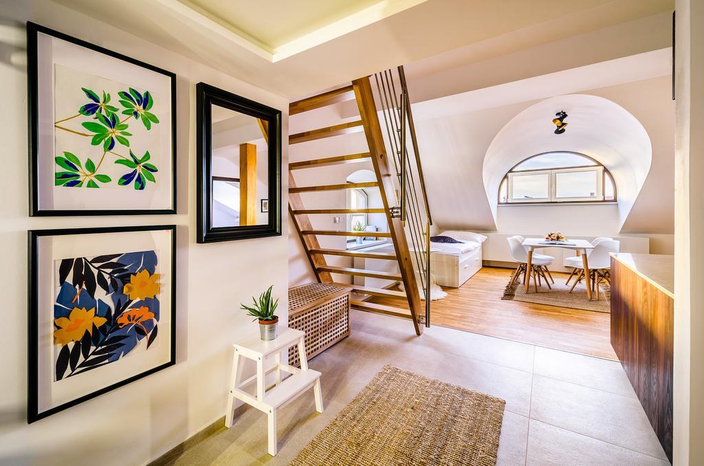 Rooftop Triplex Apartment In Centre Hradec Králové 外观 照片